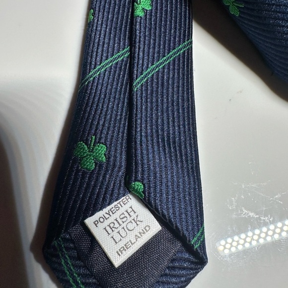 Irish Luck Navy Blue Tie with Green Shamrocks - Picture 4 of 11